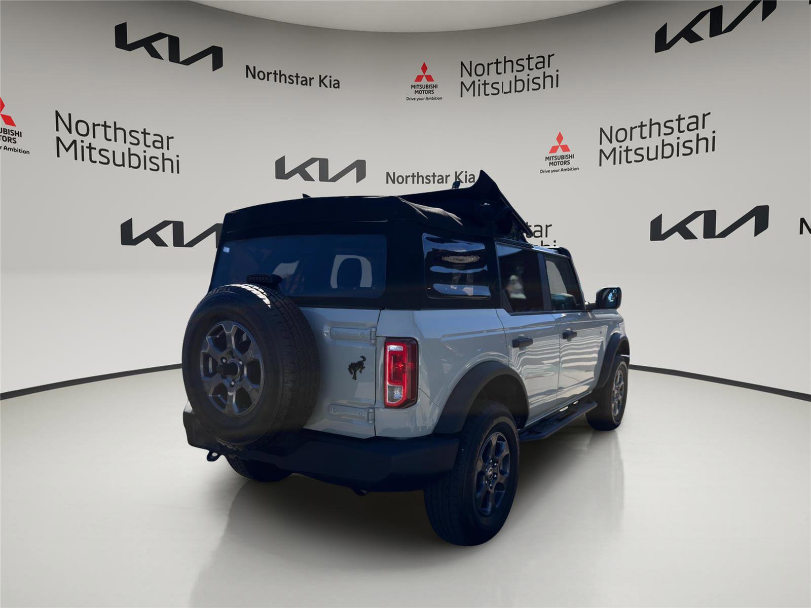 Used 2021 Ford Bronco Big Bend image 4