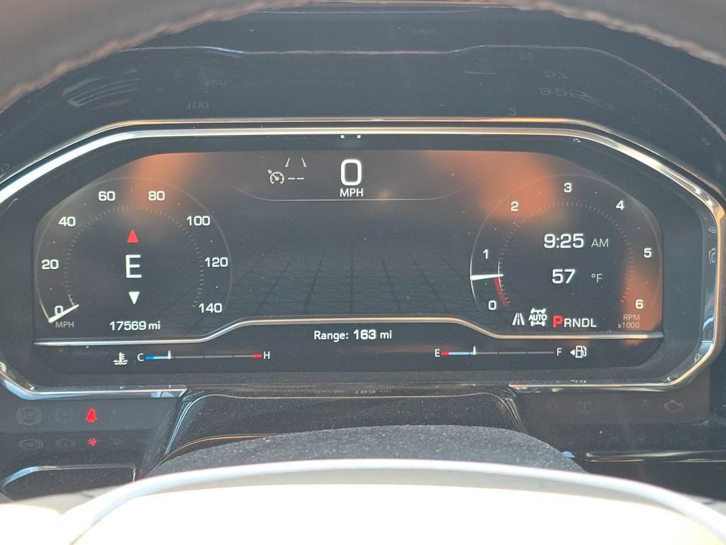 Used 2025 GMC Sierra 1500 SLT image 17