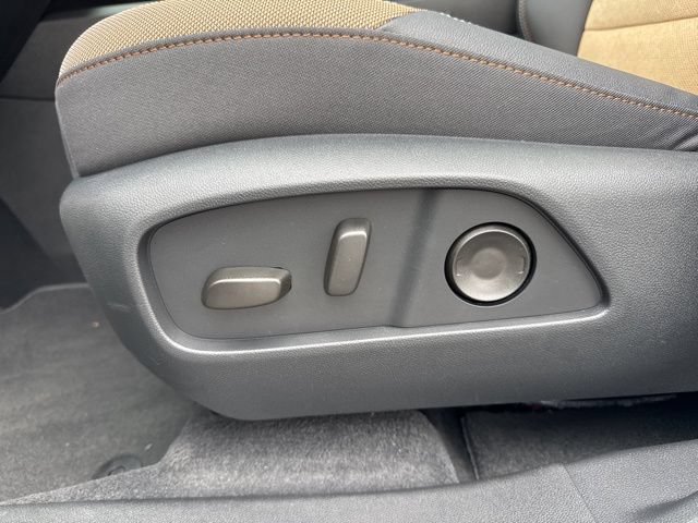 New 2026 Chevrolet Equinox ACTIV AWD/4WD image 17