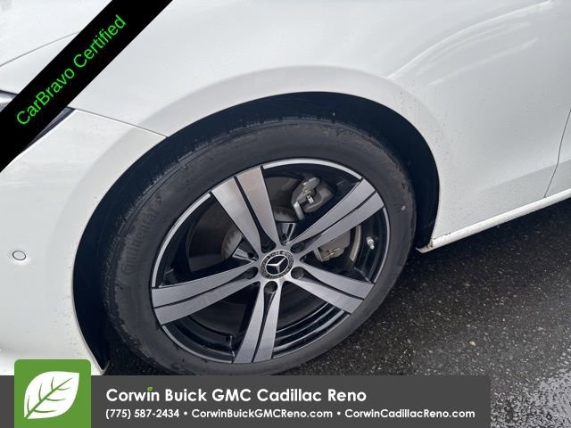 Used 2025 Mercedes-Benz C 300 4MATIC Sedan image 36
