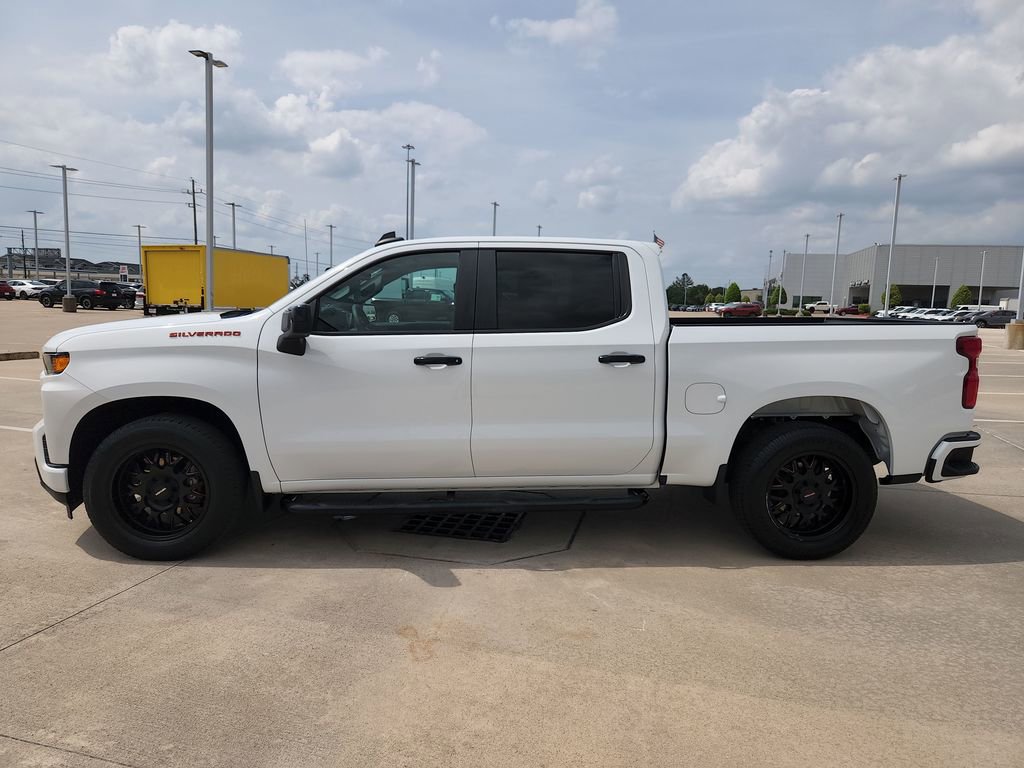 Used 2020 Chevrolet Silverado 1500 Custom w/ Custom Value Package image 8