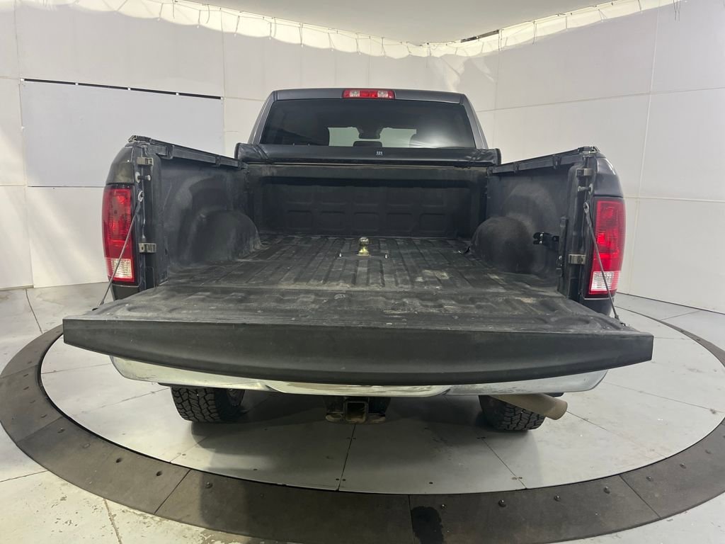 Used 2018 RAM 2500 Tradesman w/ Chrome Appearance Group image 12