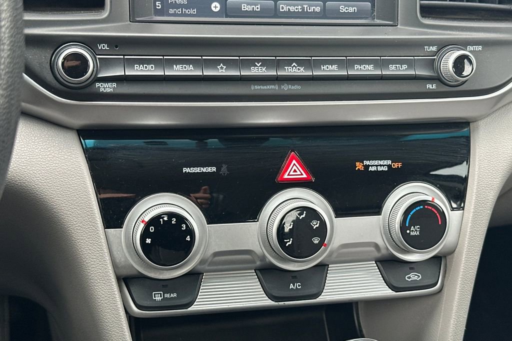Used 2019 Hyundai Elantra SEL image 19