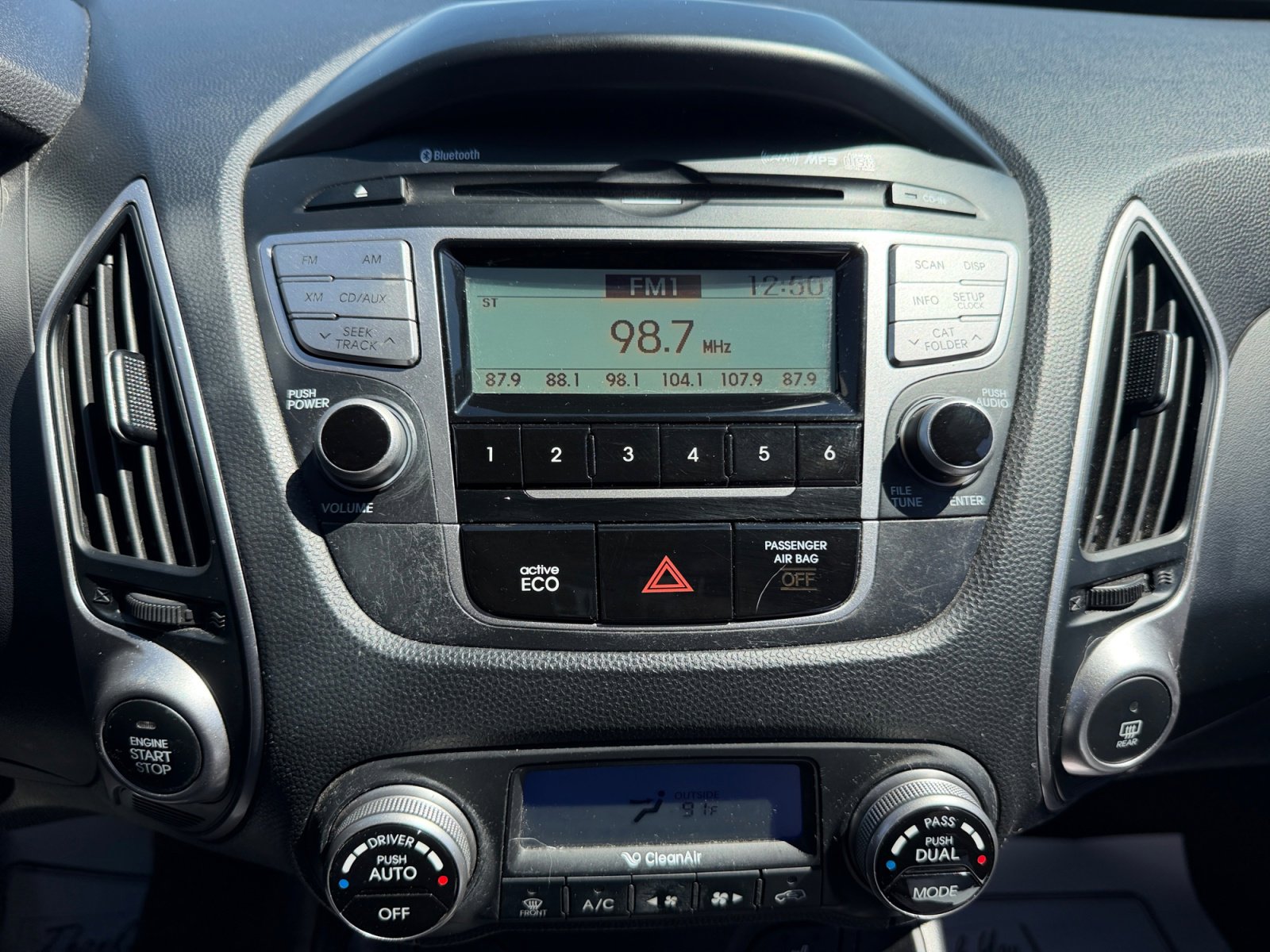 Used 2013 Hyundai Tucson Limited image 12