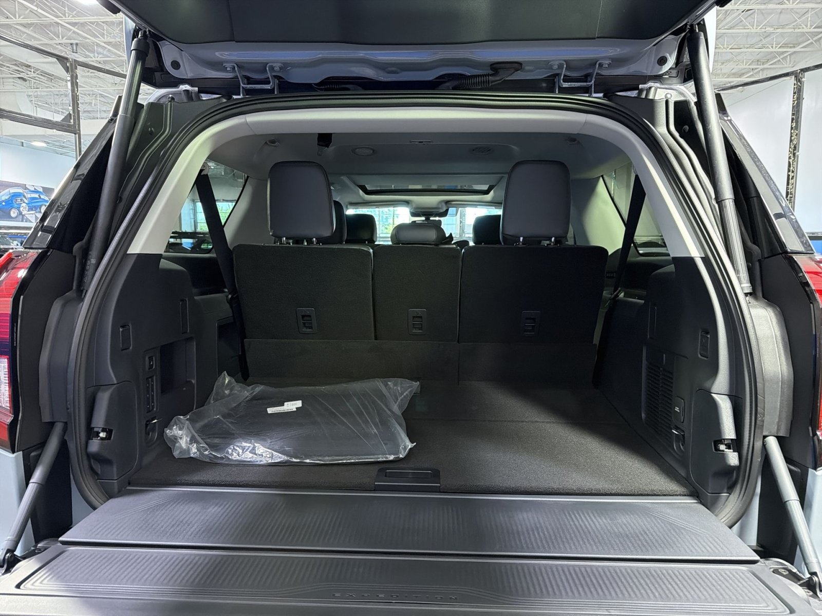 New 2026 Ford Expedition Max Active AWD/4WD image 32