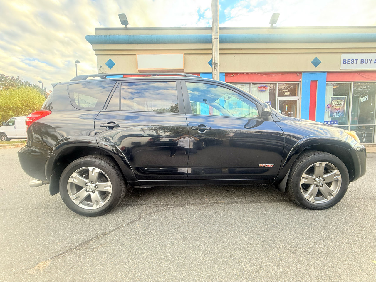 Used 2010 Toyota RAV4 Sport image 10