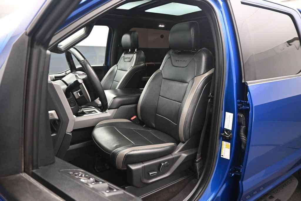 Certified 2018 Ford F150 Raptor w/ Equipment Group 802A Luxury AWD/4WD image 8