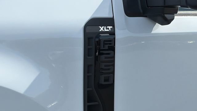 New 2026 Ford F250 XLT w/ XLT Premium Package image 11