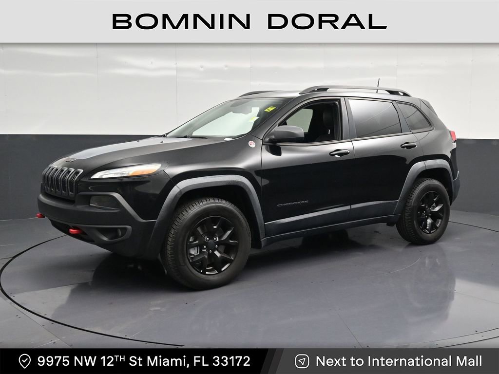 Used 2017 Jeep Cherokee Trailhawk w/ Comfort/Convenience Group AWD/4WD video 1