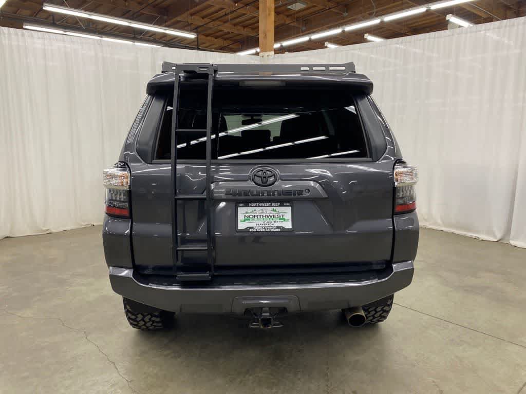 Used 2018 Toyota 4Runner SR5 Premium AWD/4WD image 5