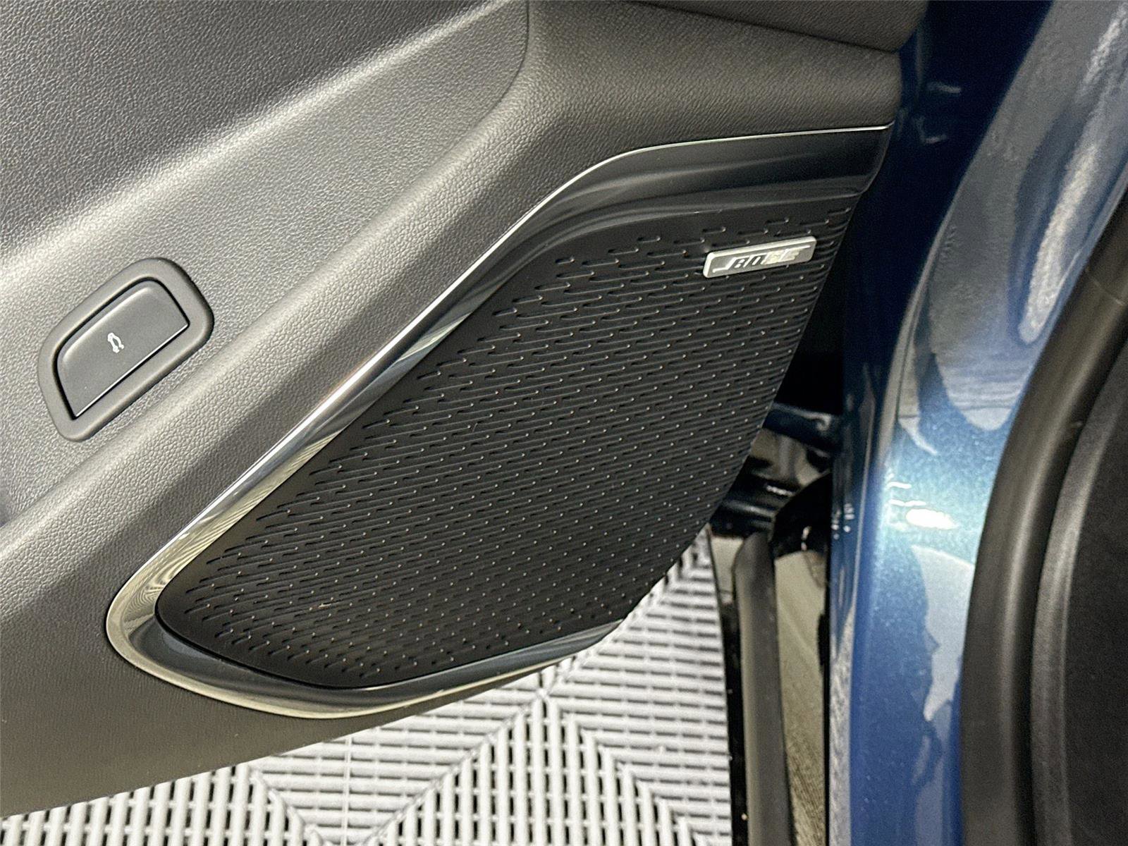 New 2026 Chevrolet Traverse RS w/ LPO, Floor Liner Package AWD/4WD image 13