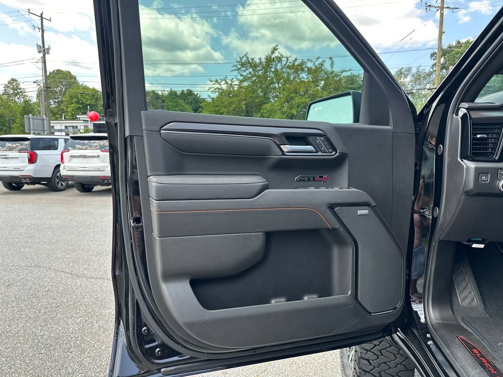 New 2026 GMC Sierra 1500 AT4 w/ AT4 Premium Package AWD/4WD image 10