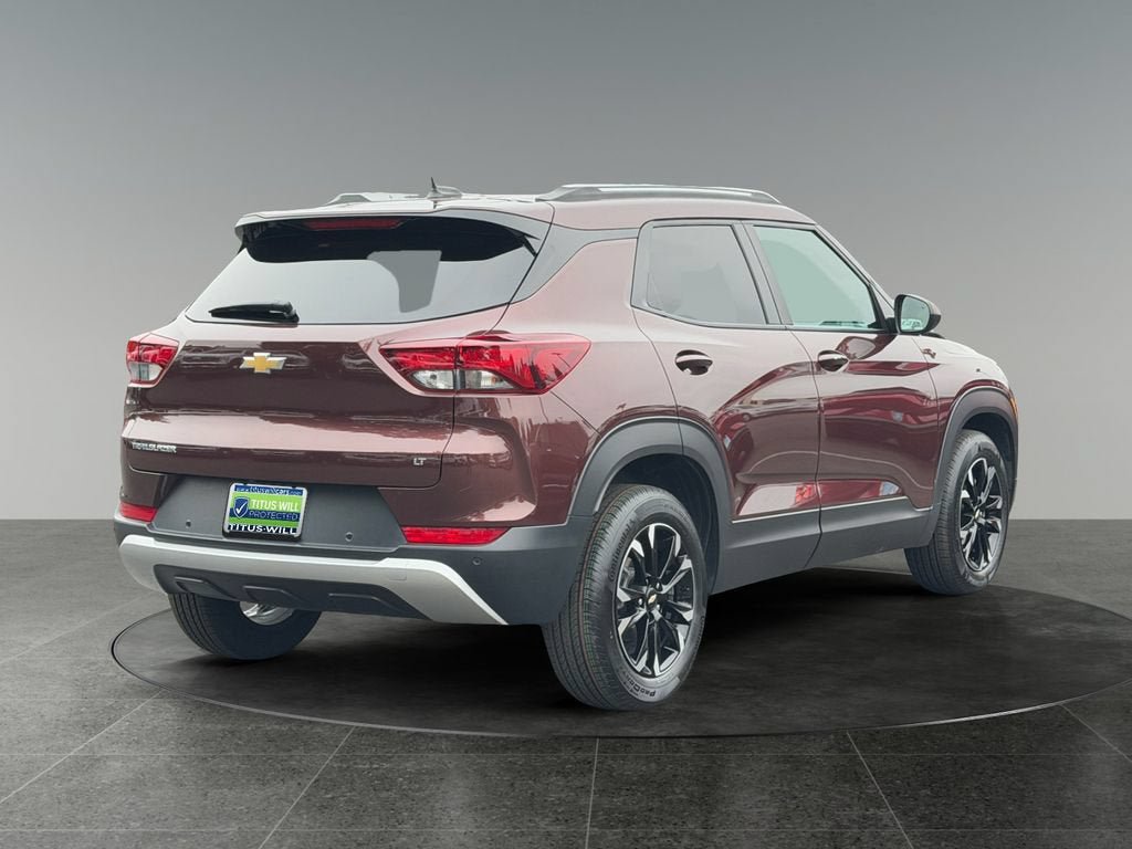 Used 2022 Chevrolet TrailBlazer LT w/ Convenience Package FWD image 9