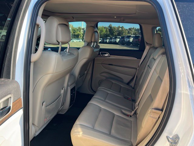 Used 2018 Jeep Grand Cherokee Limited w/ Luxury Group II AWD/4WD image 30