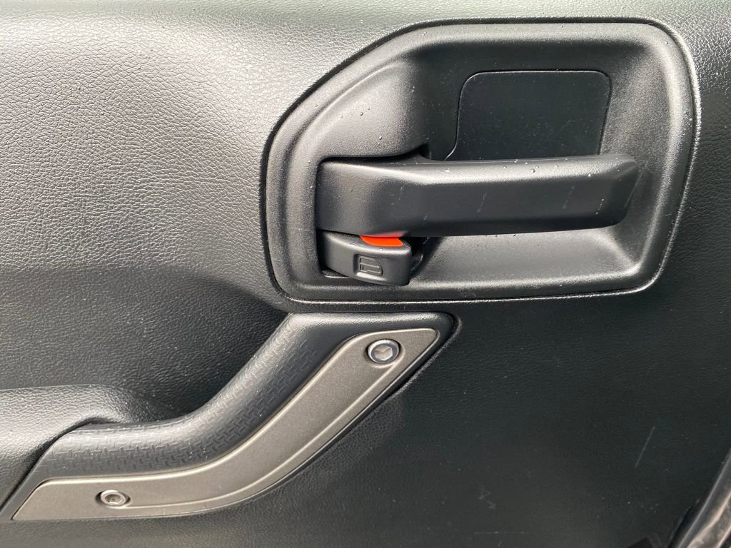 Used 2017 Jeep Wrangler Unlimited Sport image 17