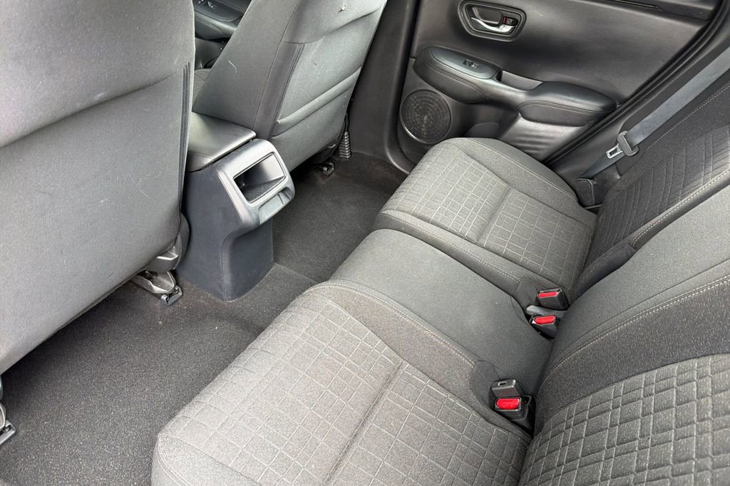 Certified 2023 Honda HR-V LX image 12