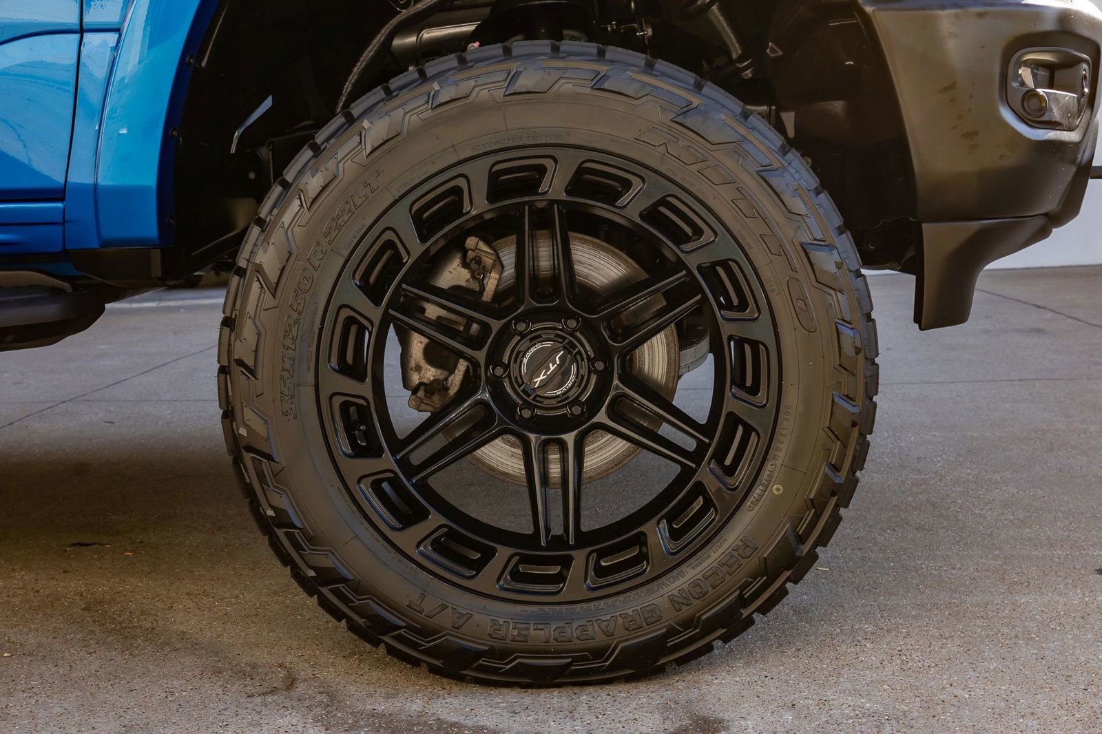 Used 2023 RAM 1500 Big Horn AWD/4WD image 12