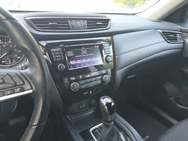Used 2018 Nissan Rogue SV FWD image 18