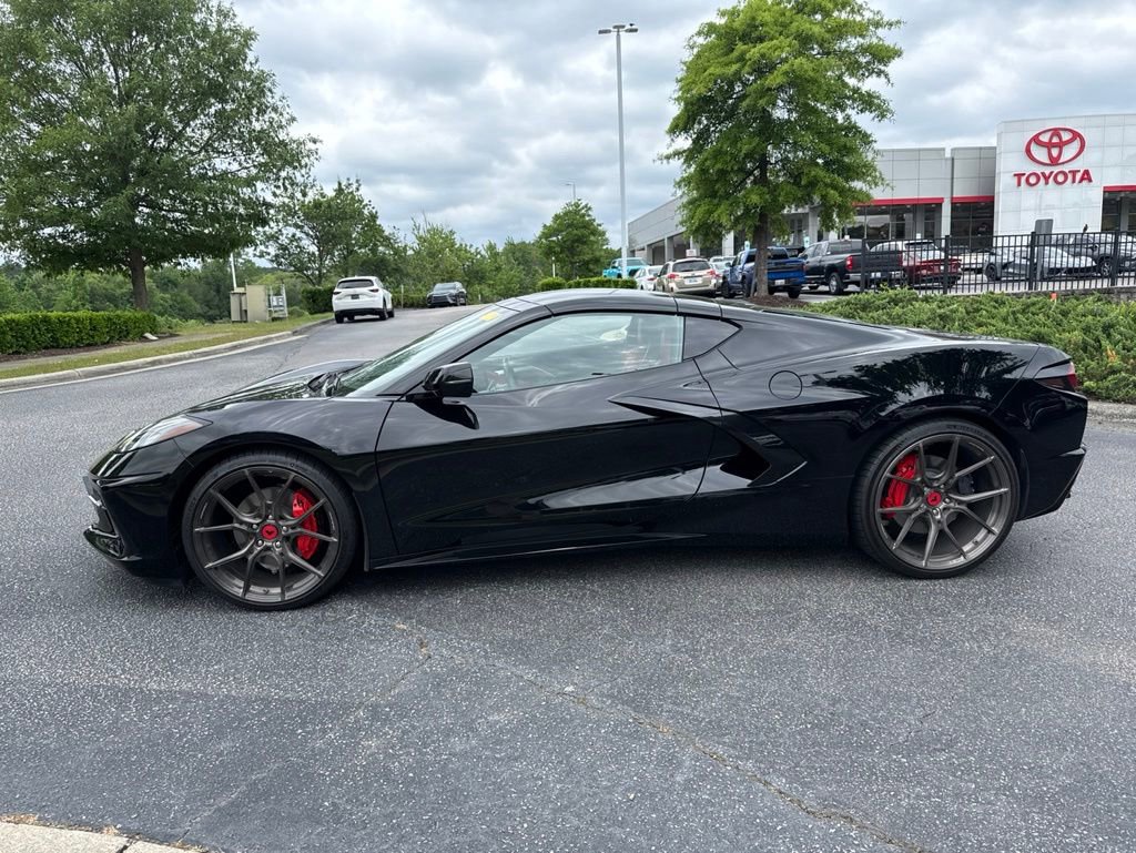 Used 2021 Chevrolet Corvette Stingray Preferred Cpe w/ 2LT RWD image 3
