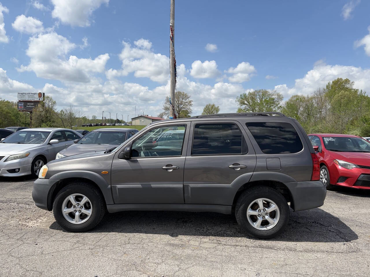 Used 2005 MAZDA Tribute I FWD image 3