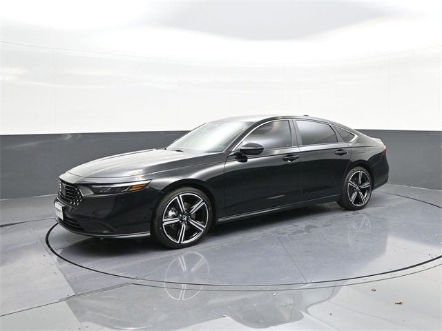 Certified 2025 Honda Accord Sport image 1