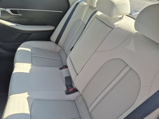 Used 2022 Hyundai Sonata SEL FWD image 17