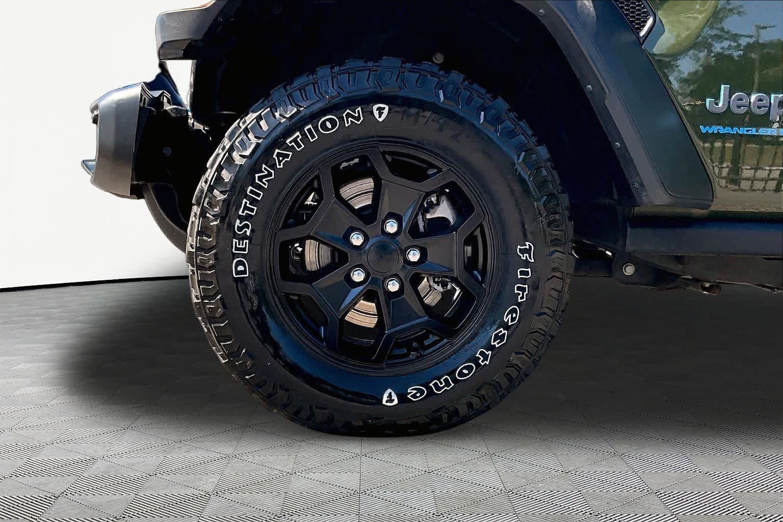 Used 2023 Jeep Wrangler Unlimited w/ Cold Weather Group AWD/4WD image 11