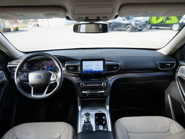 Used 2020 Ford Explorer Limited image 15