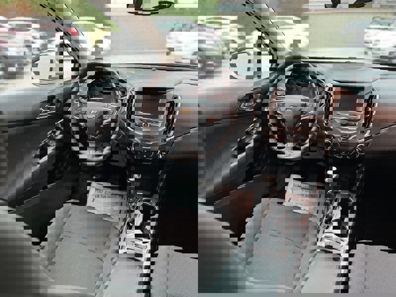 Used 2017 Chevrolet Cruze LT w/ Convenience Package image 19