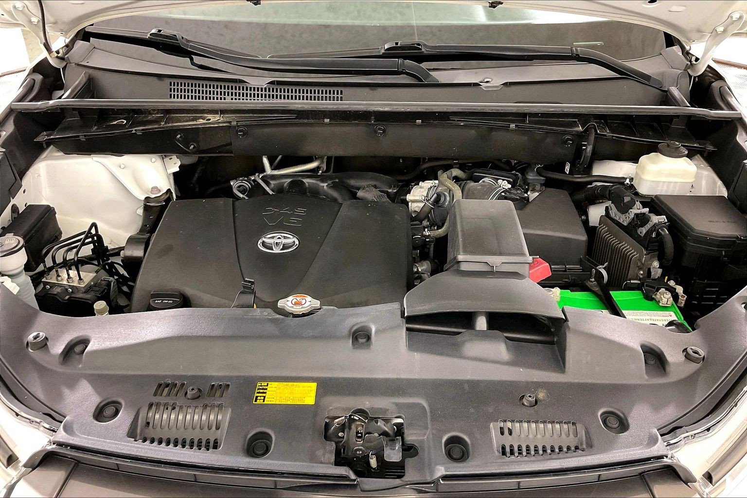 Used 2019 Toyota Highlander XLE AWD/4WD image 26