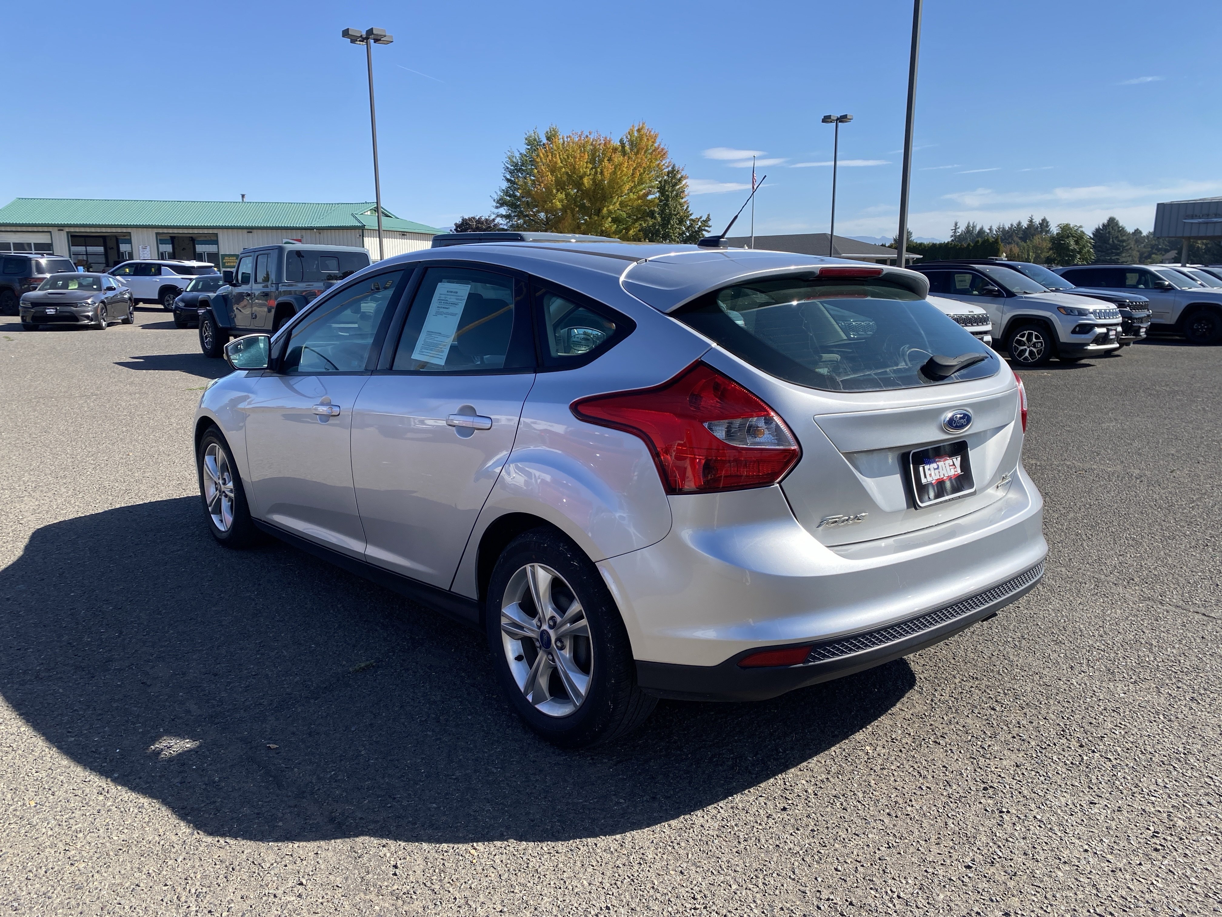 Used 2013 Ford Focus SE w/ SE Winter Pkg FWD image 5