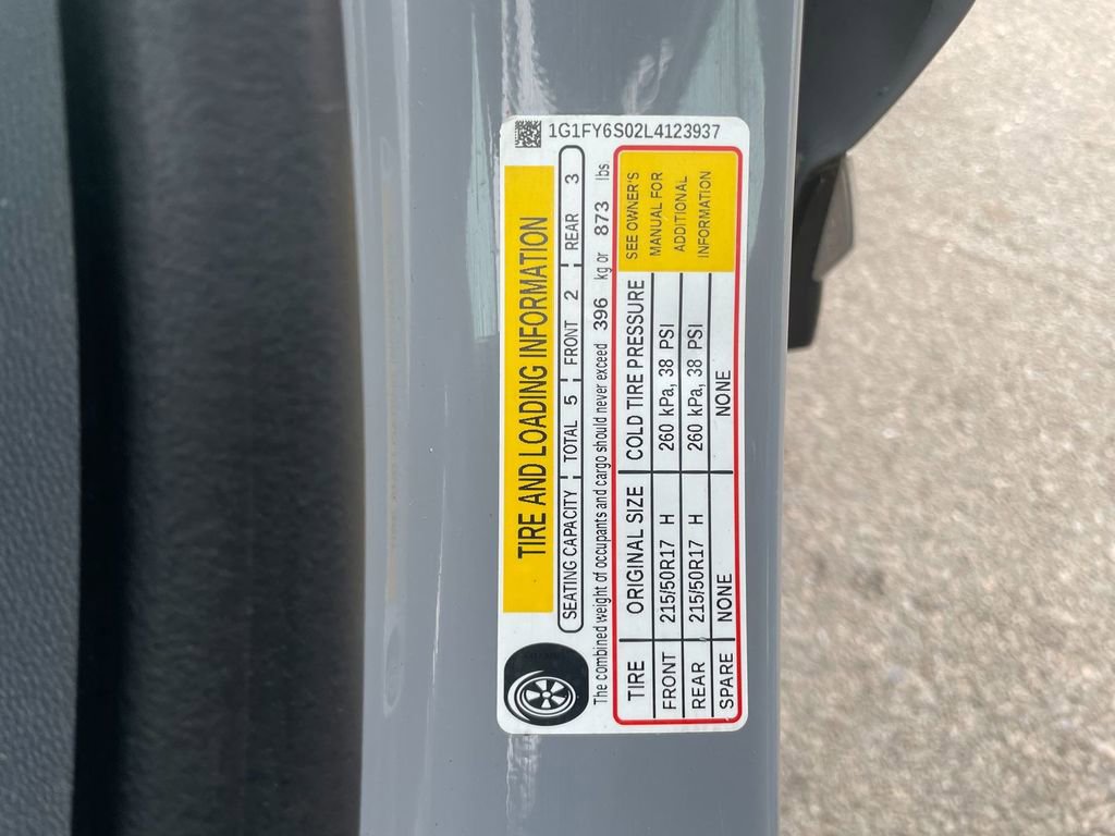 Used 2020 Chevrolet Bolt LT image 31