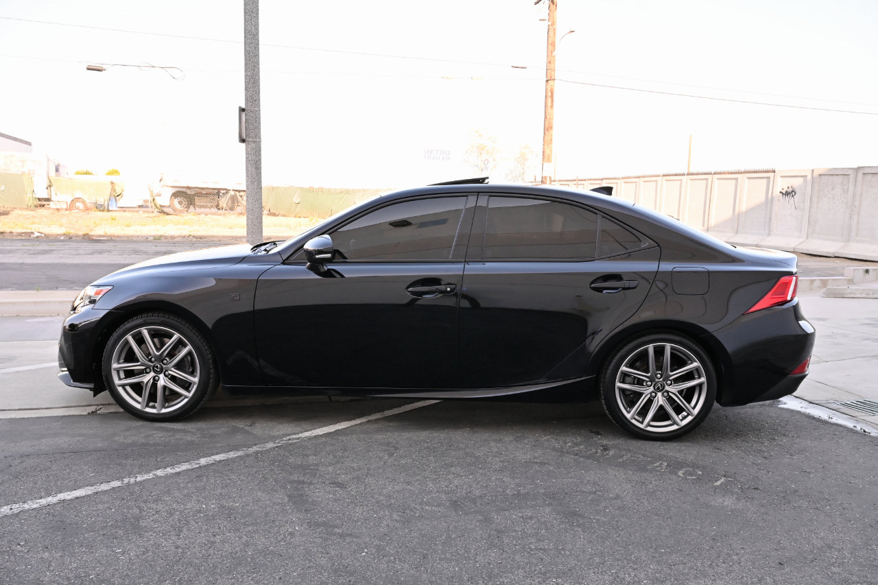Used 2014 Lexus IS 350 w/ F Sport Package RWD image 4