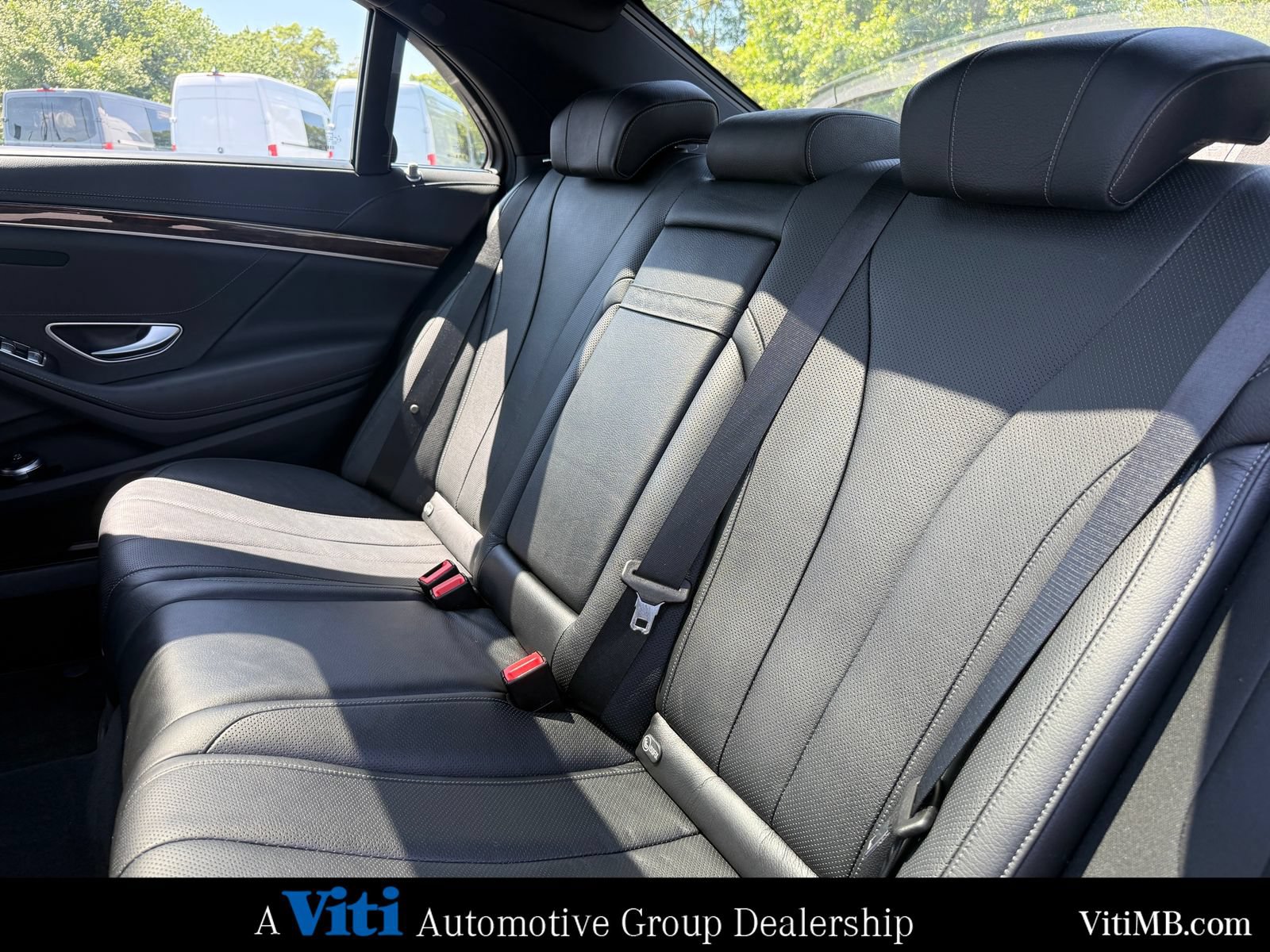 Used 2015 Mercedes-Benz S 550 4MATIC Sedan image 22