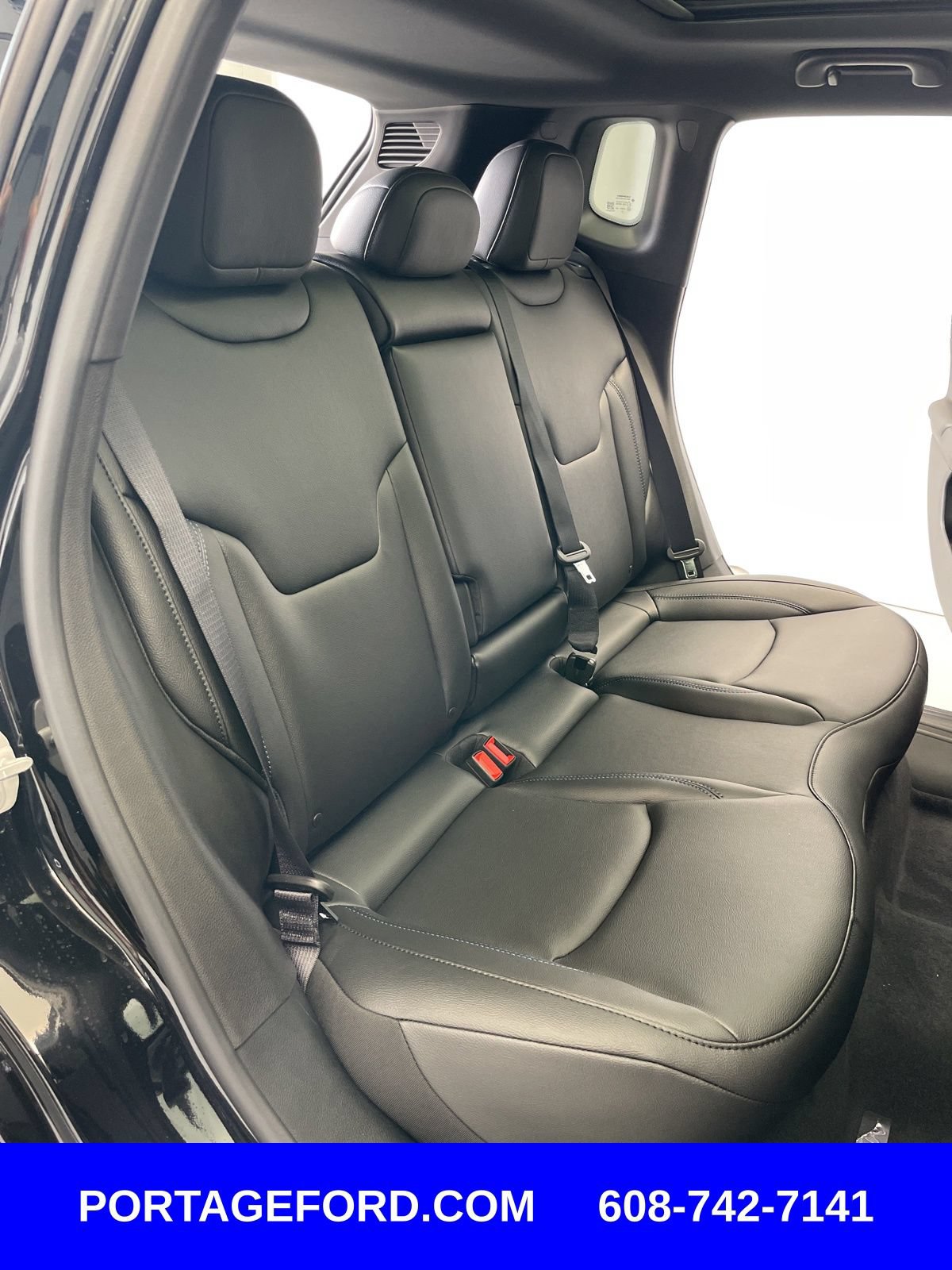 New 2025 Jeep Compass Limited w/ Sun & Sound Group AWD/4WD image 27