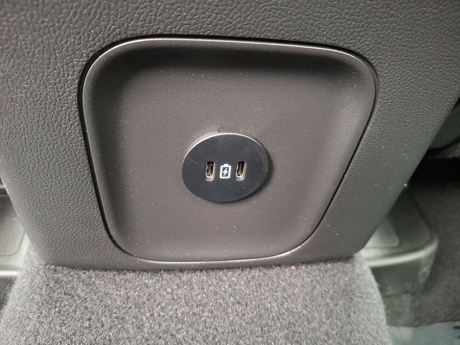 Used 2023 Ford Escape Platinum w/ Premium Technology Package image 11