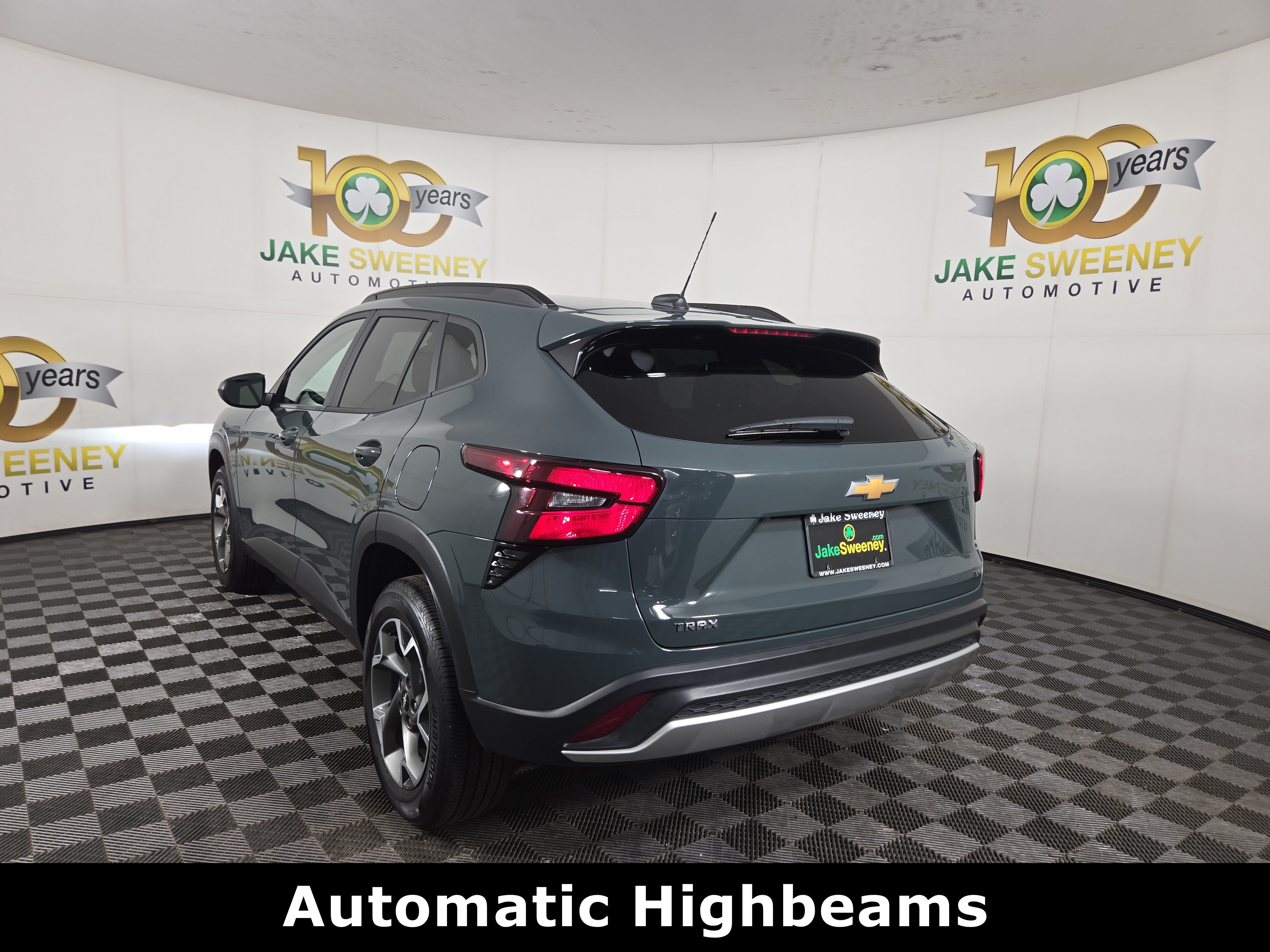 Certified 2025 Chevrolet Trax LT FWD image 6