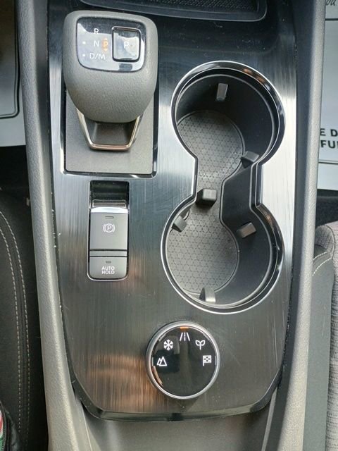 Used 2023 Nissan Rogue SV image 30