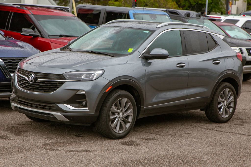 Used 2021 Buick Encore GX Essence w/ Experience Buick Package image 9