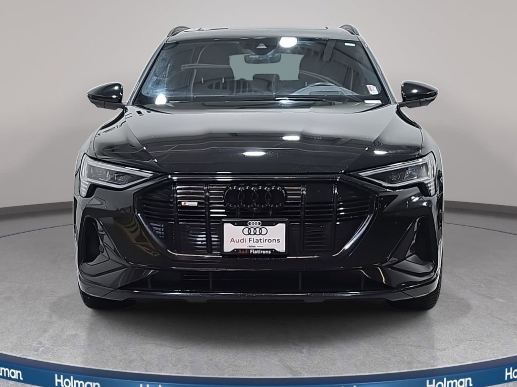 Used 2023 Audi e-tron Chronos w/ Chronos Package image 3