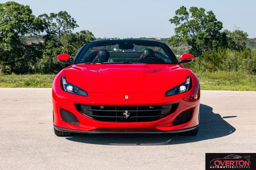 Used 2020 Ferrari Portofino RWD image 9