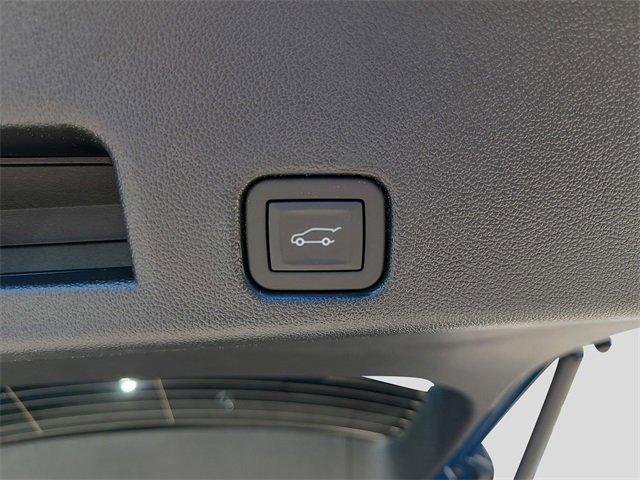 New 2026 Chevrolet Traverse LT image 11