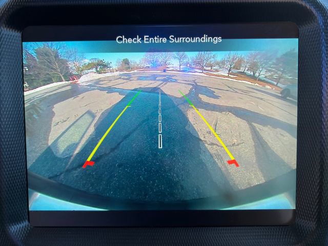 Used 2022 Jeep Wrangler Unlimited Sahara AWD/4WD image 23