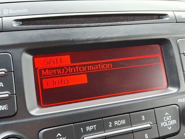 Used 2015 Kia Sorento LX image 18