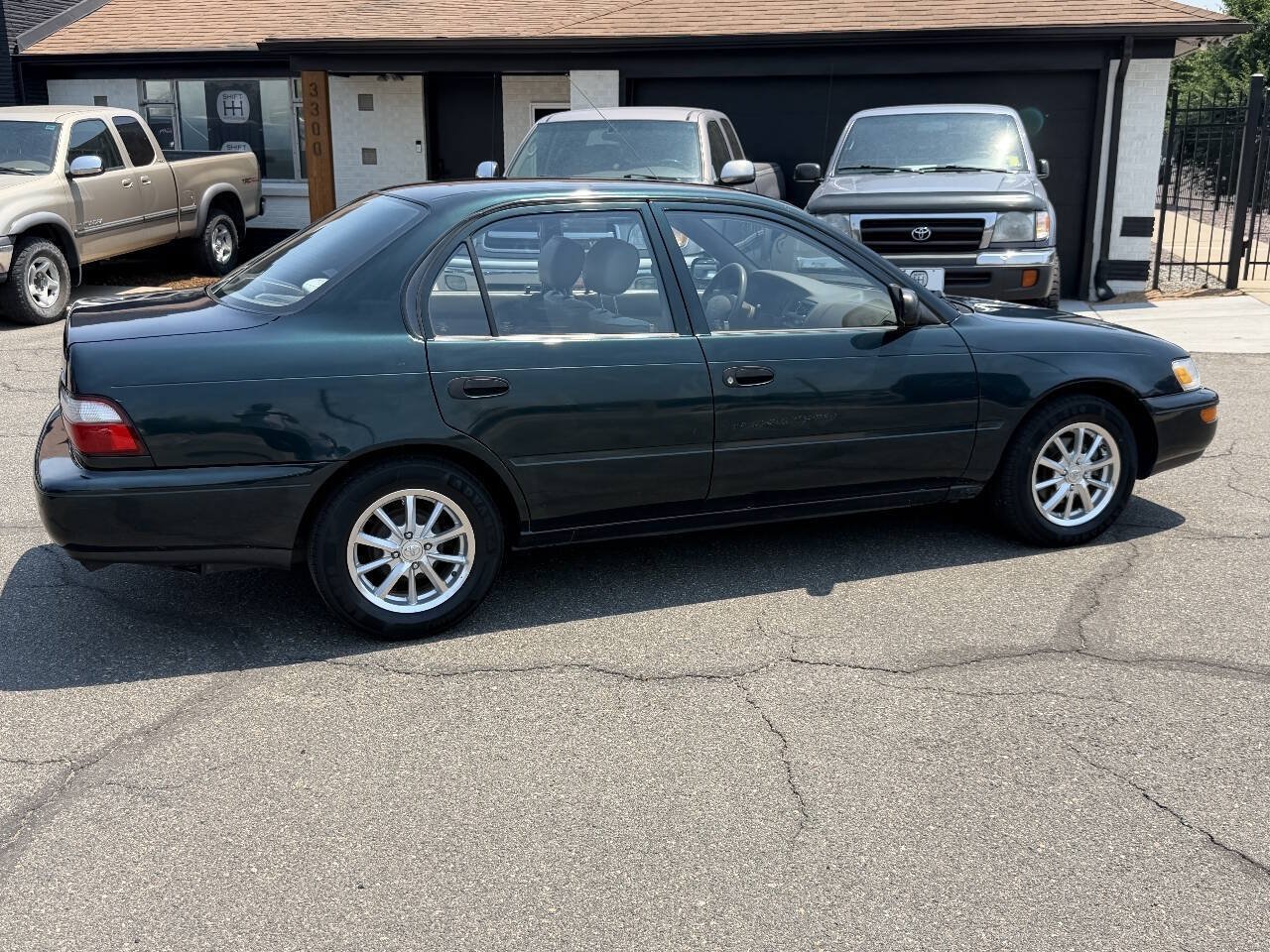 Used 1996 Toyota Corolla FWD image 24