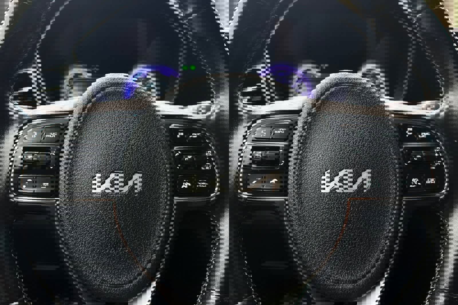 Used 2022 Kia Niro LXS image 27