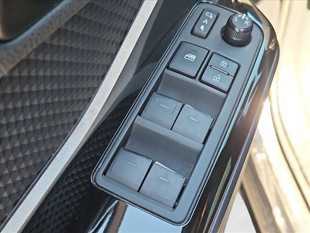 Used 2021 Toyota C-HR Nightshade FWD image 11