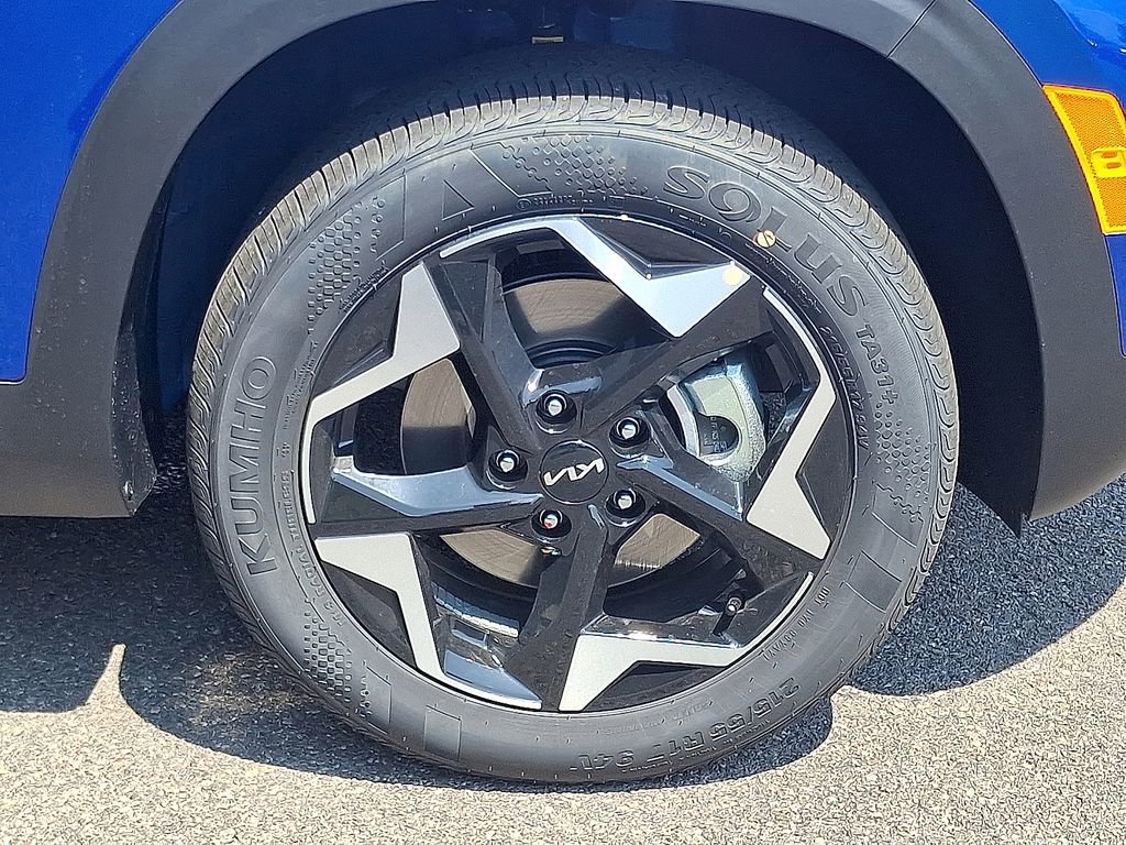 New 2026 Kia Seltos S image 8