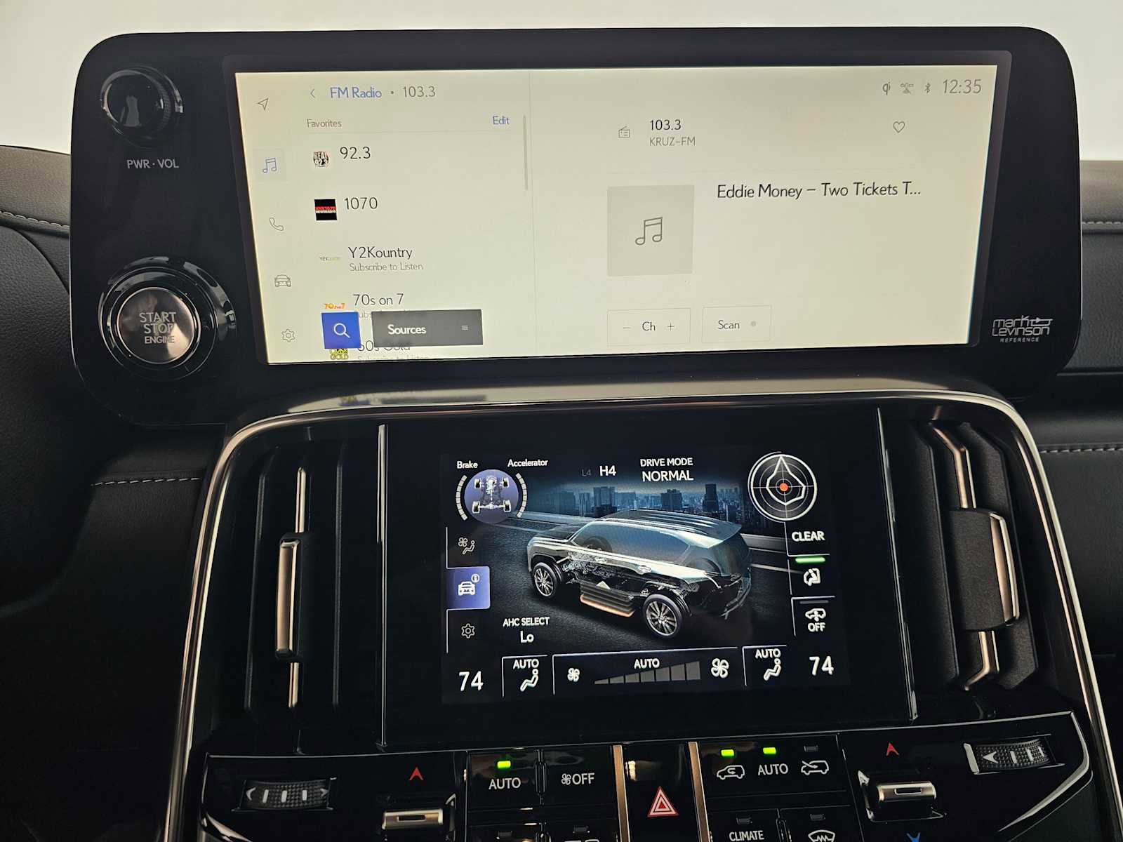 Used 2023 Lexus LX 600 F Sport w/ Accessory Package (Z1) image 27