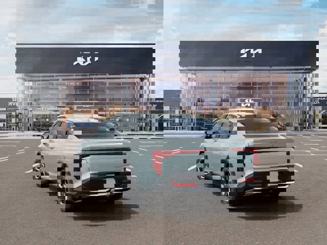 New 2026 Kia K4 LXS image 4